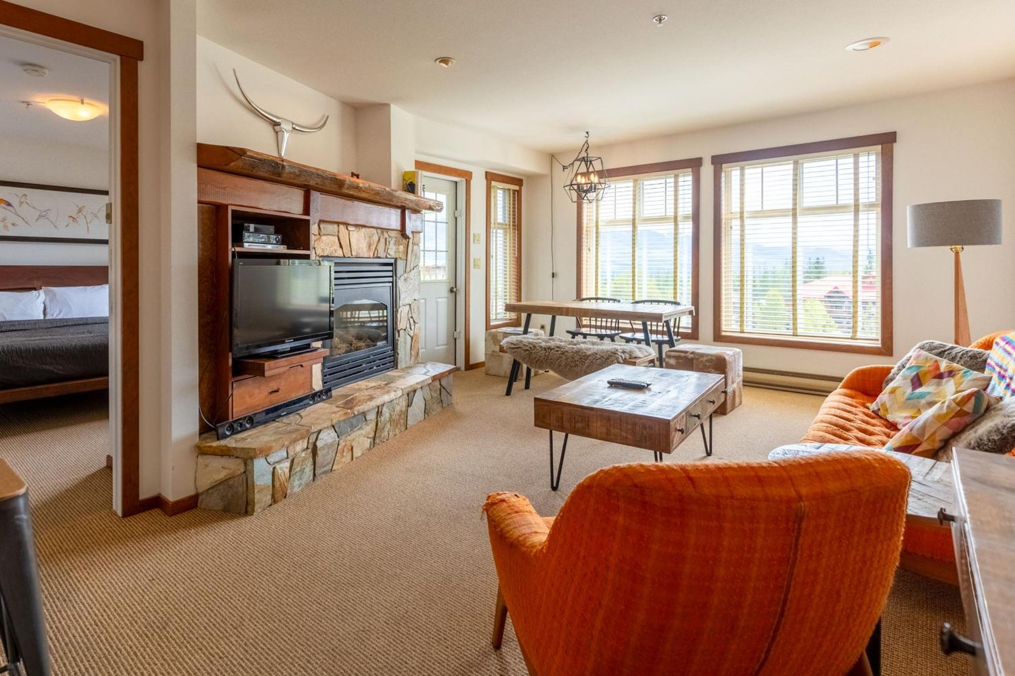 Snow Creek Lodge By Fernie Central Reservations Екстер'єр фото